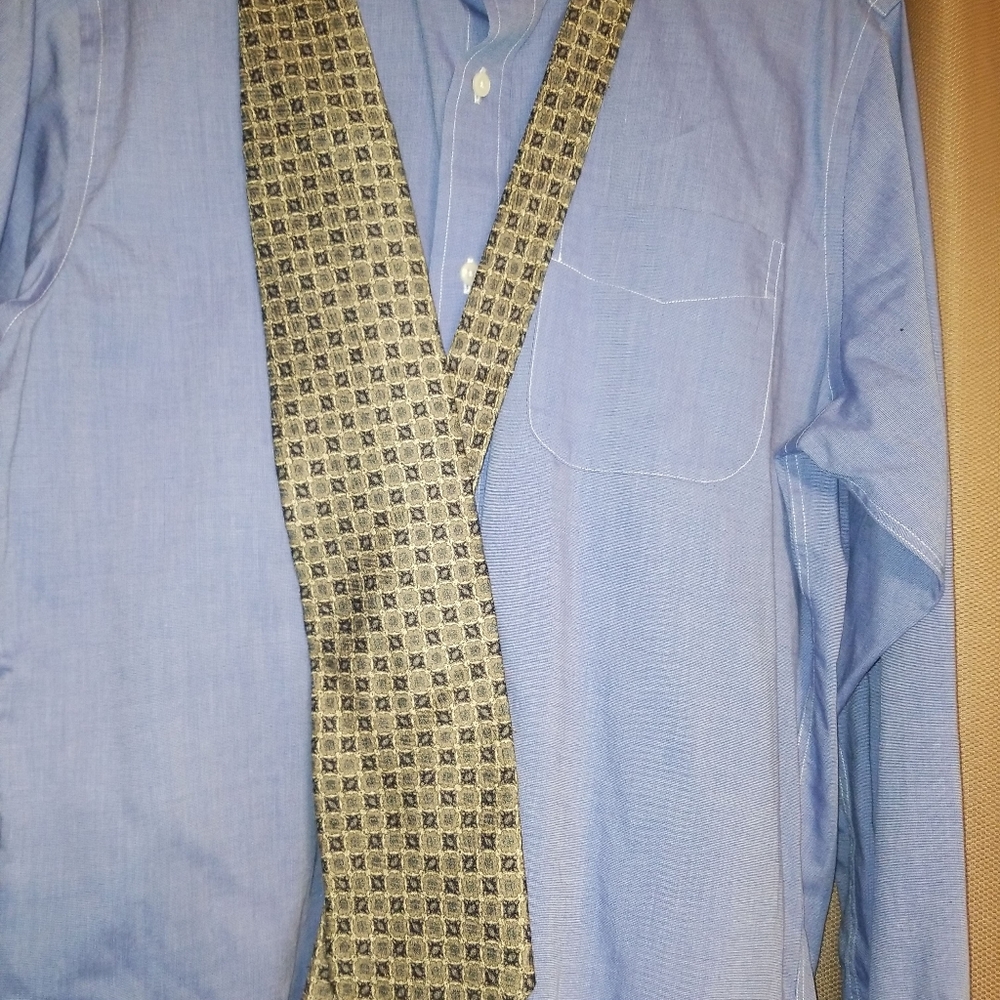 Uomo Couture Vito Rufolo Italian silk tie.